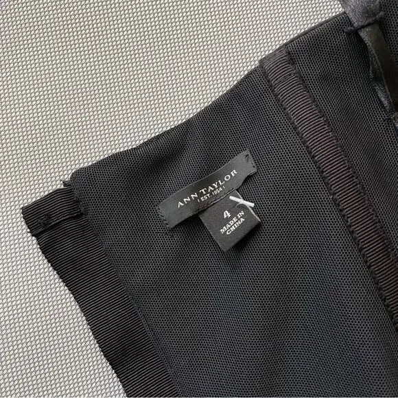 Ann Taylor NWT Grosgrain Satin Tuxedo Boning Panel Strapless Cocktail Dress Sz 4 - Picture 7 of 8